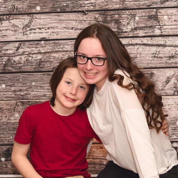 Meet your Posher, Amy - Picture 1 of 1